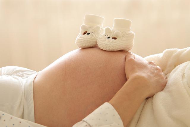 罗湖人民医院生殖中心试管婴儿孕妇孕肚照片
